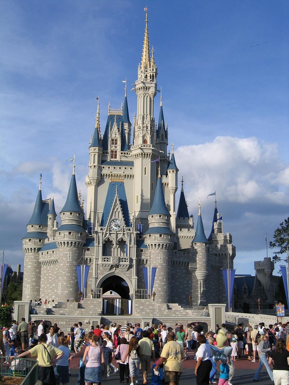 Stunning Disney World Pictures: Capture Your Magical Moments