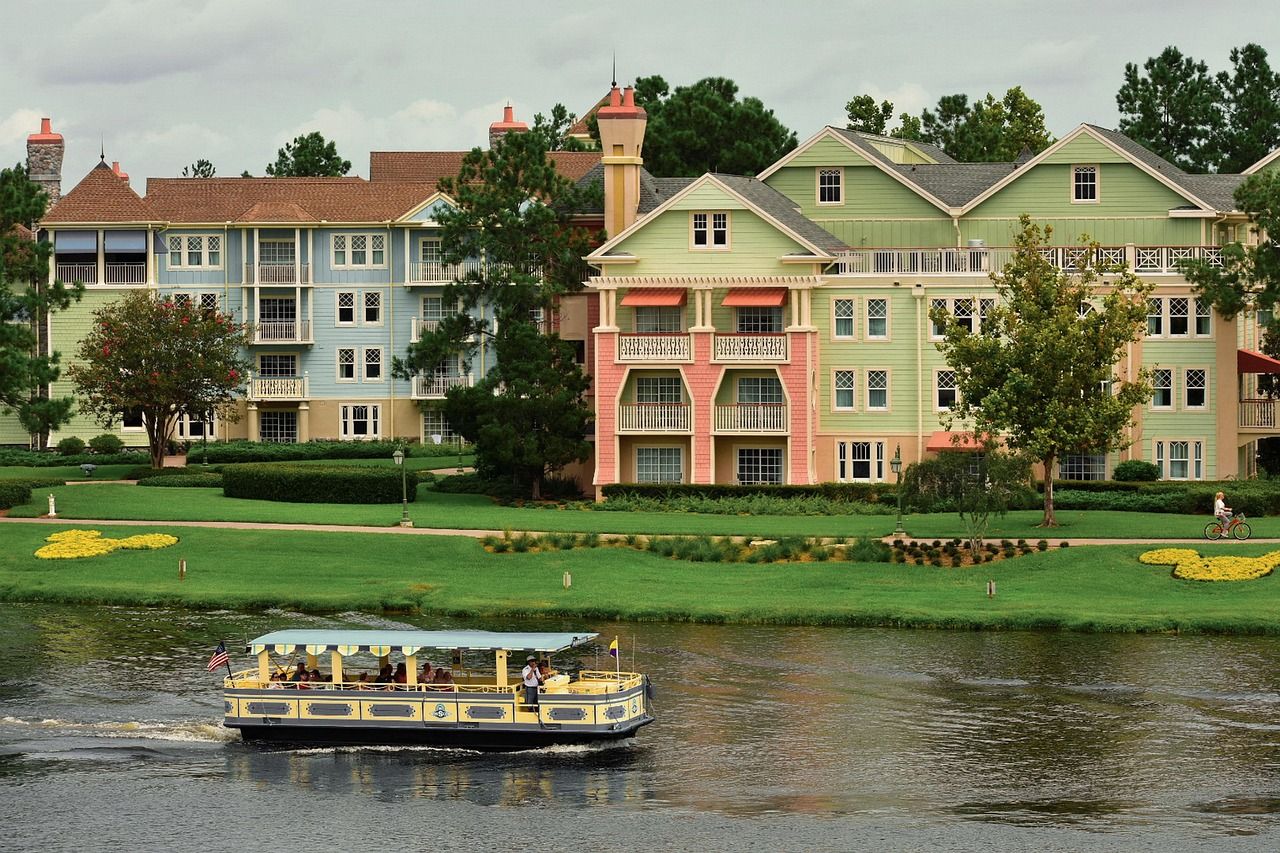 Hotels Near Disney World Orlando with Free Shuttle: A Complete Guide