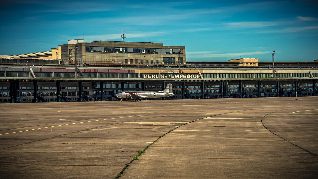 Tushino Airfield Metallica: A Historic Connection