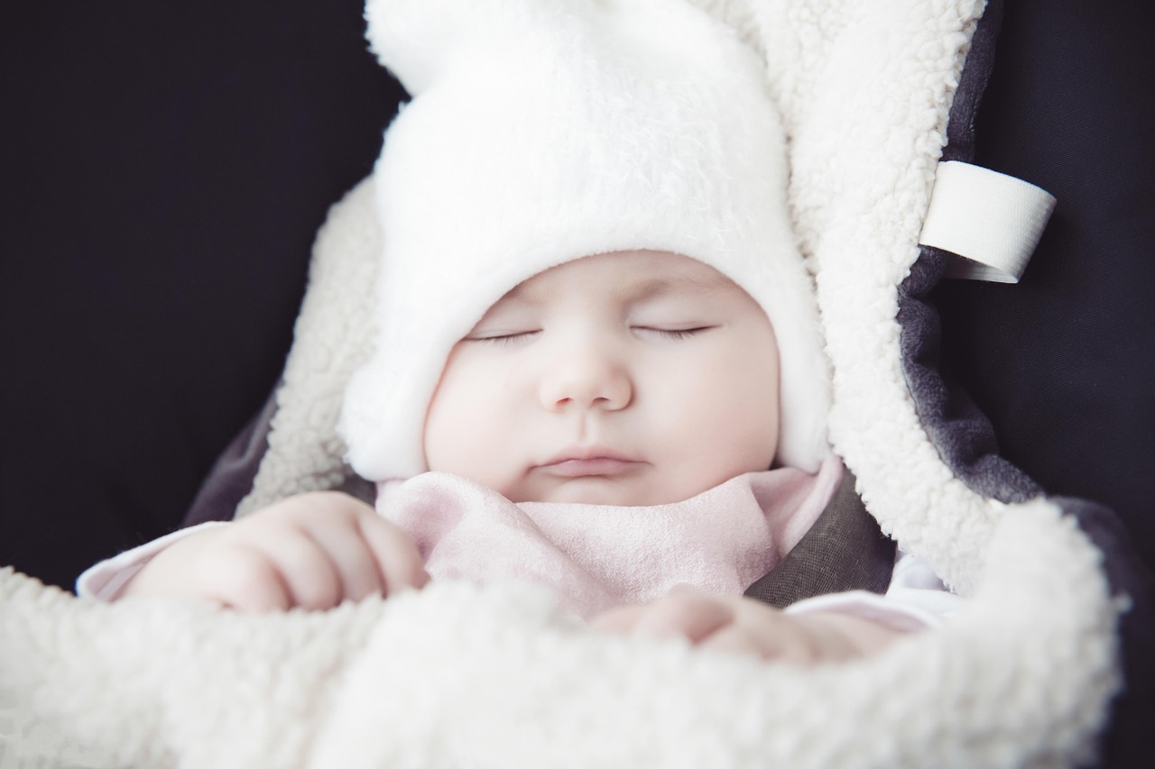 Girl Baby Names with Meaning: Uncover Beautiful Names for Your Little One