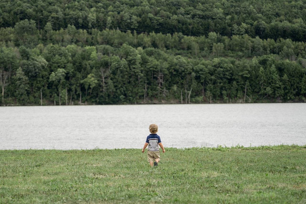 Boys Nature Names: Finding the Perfect Nature-Inspired Name for Your Little One