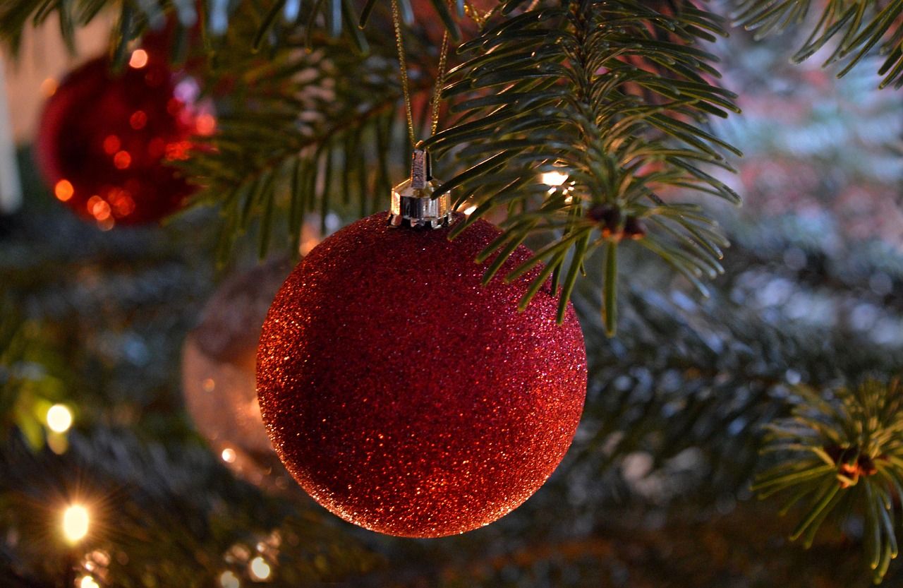 Elevate Your Holiday Decor with Red Christmas Tree Ribbon