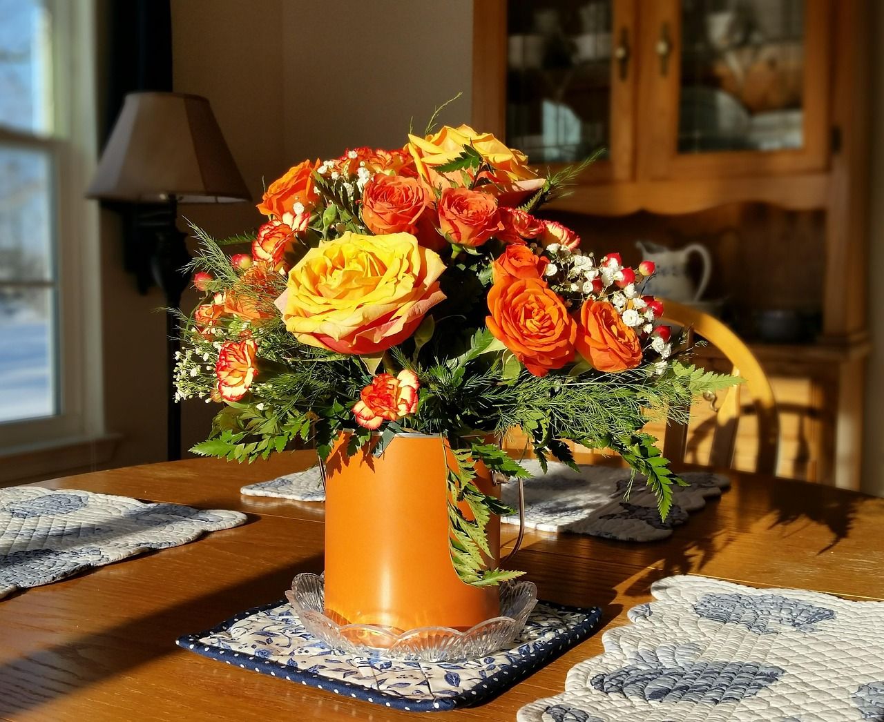 Stunning Christmas Centerpiece Ideas to Brighten Your Holiday Table