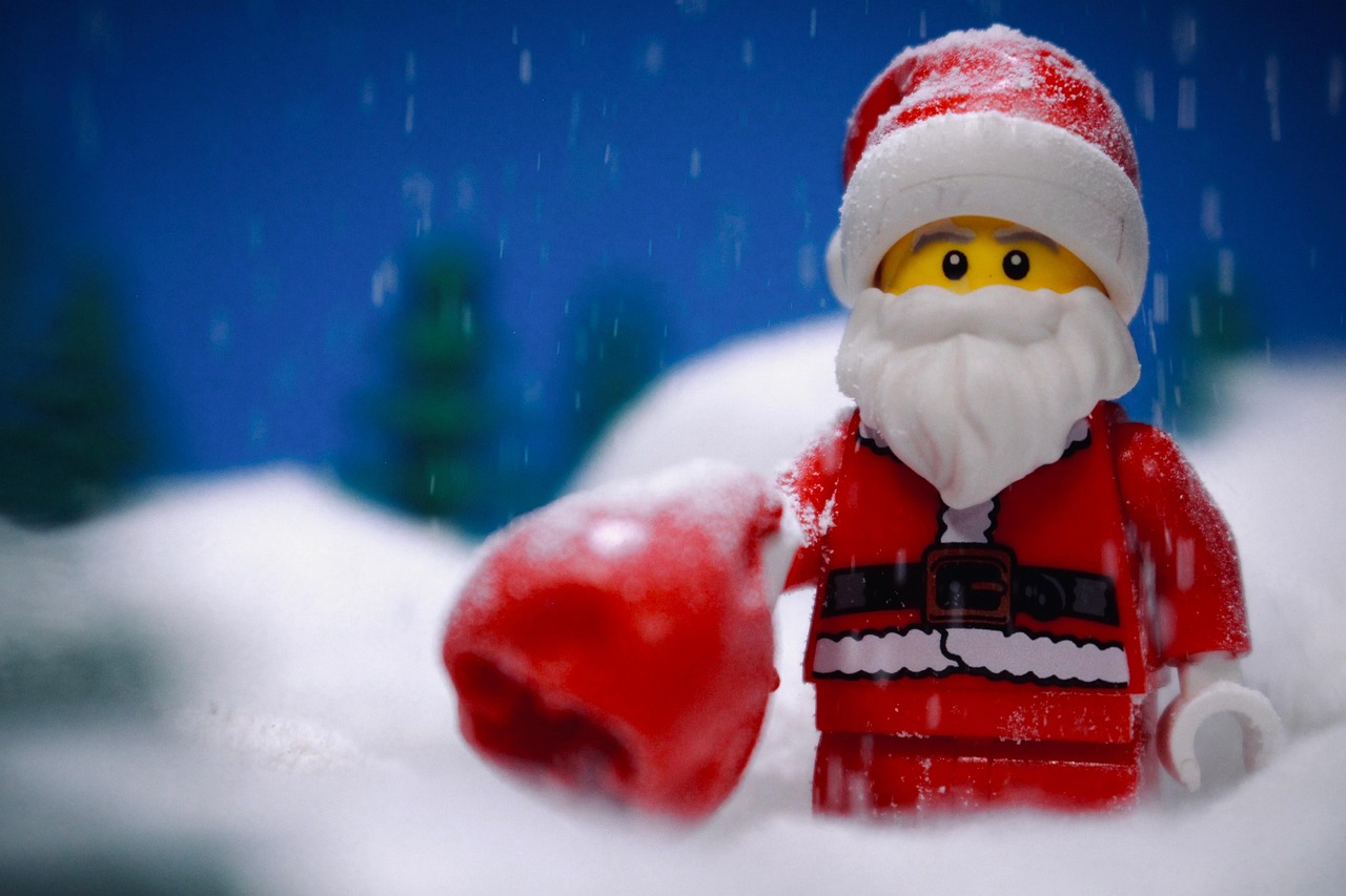 Cherish the Magic of LEGO Christmas: Creative Ideas & Gift Tips