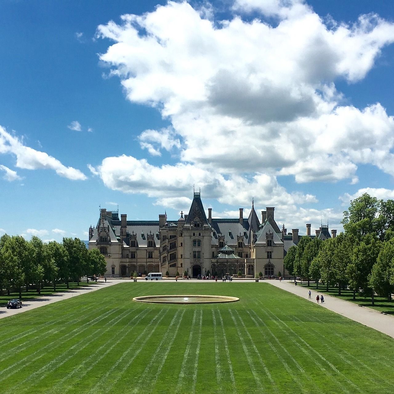 A Biltmore Christmas: Experience the Magic of the Holidays in Asheville