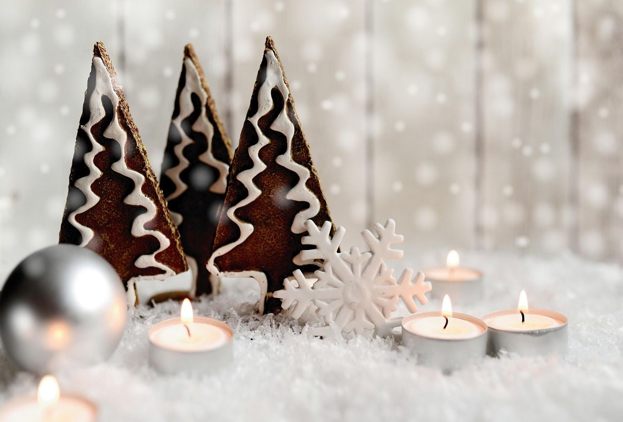 Chasing Lights for Christmas: Your Ultimate Guide to Festive Decorations