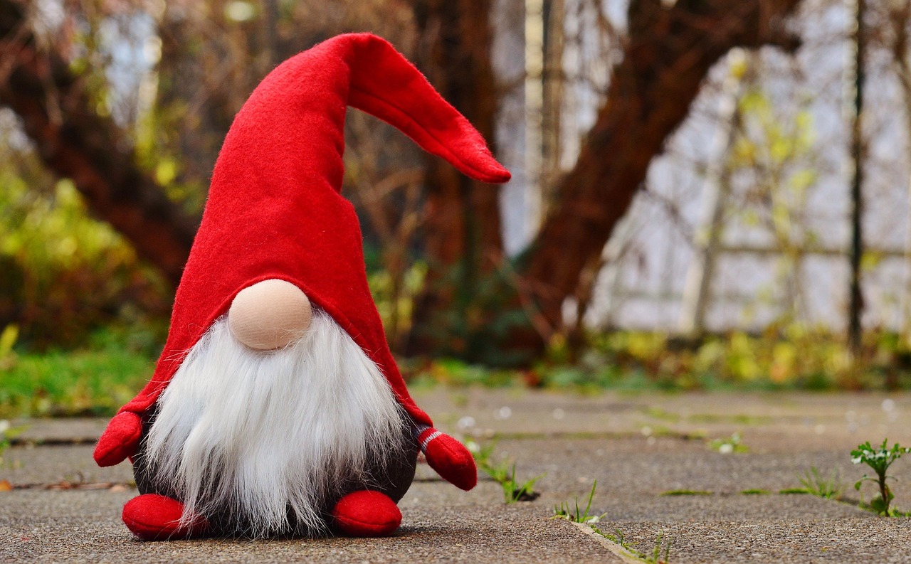 Easy Funny Elf on the Shelf Ideas: Make This Christmas Hilarious