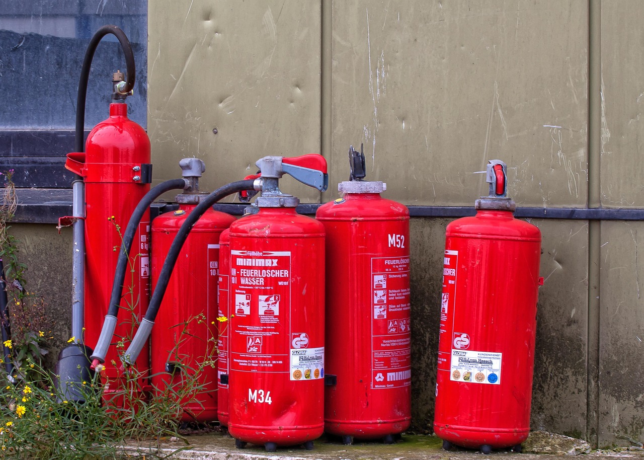 Choosing the Best Good Home Fire Extinguisher for Safety