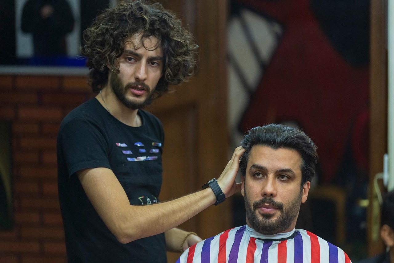 Embracing the Art of the Lifestyle Barber: Crafting Your Unique Grooming Journey