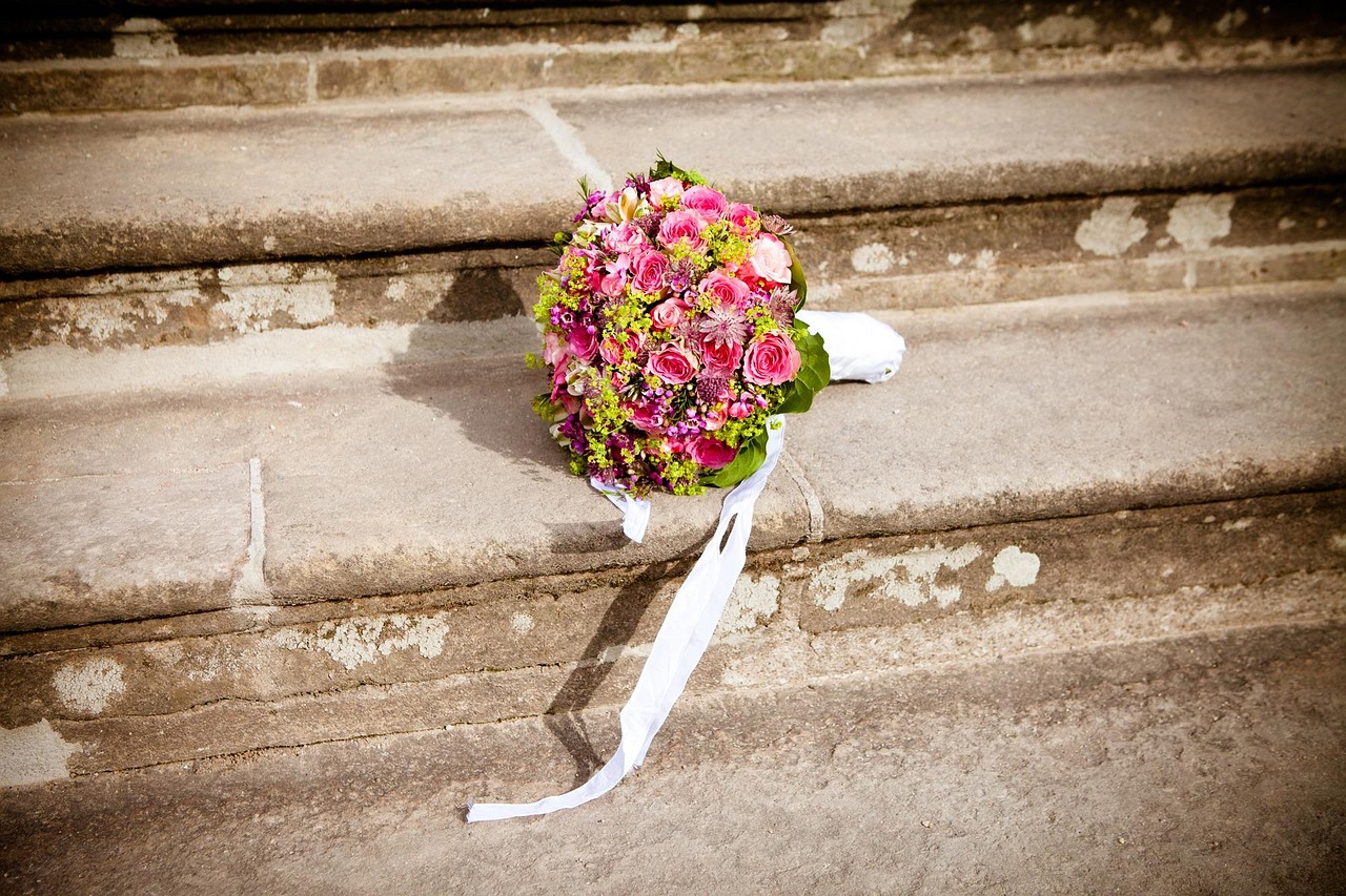 Beautiful Mother's Day Bouquet Flowers to Celebrate Mom