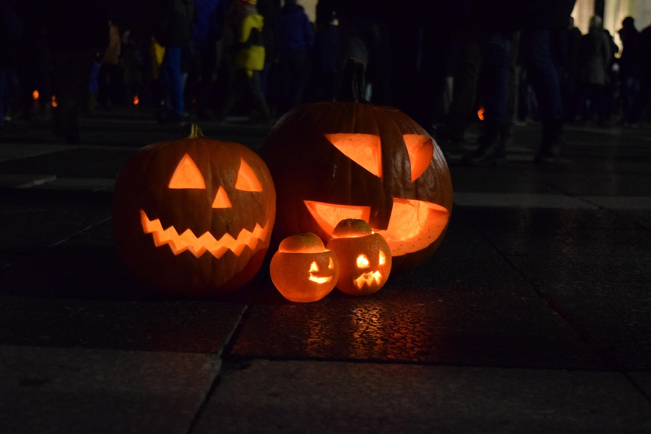 Creative Pumpkin Face Carving Ideas for Halloween Fun