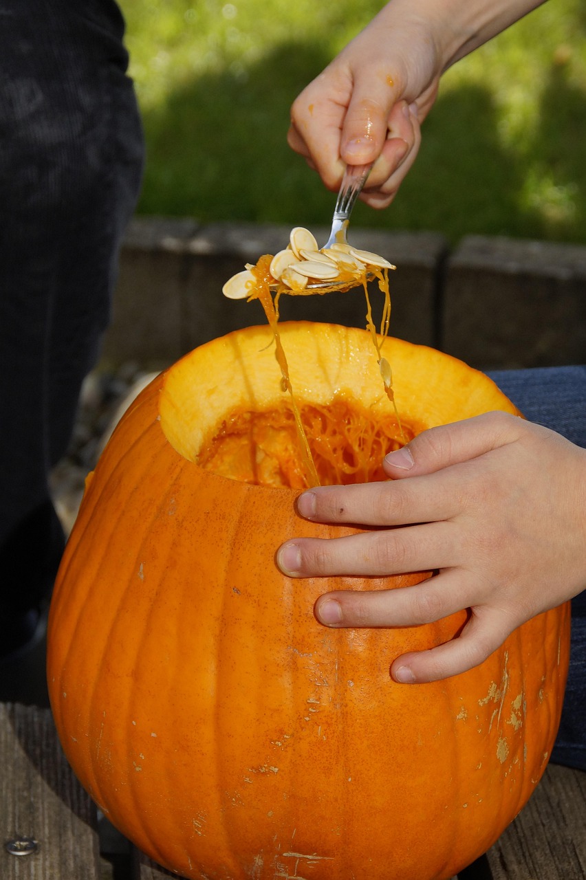 Scary Pumpkin Carving Ideas Easy for Halloween Fun