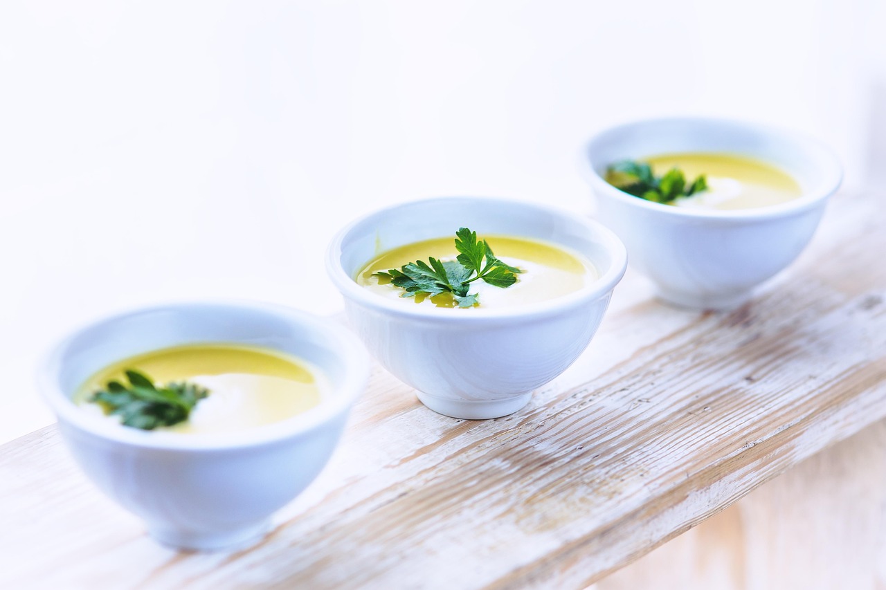 Deliciously Creamy Potato Soup Recipe for Your Comfort Food Cravings