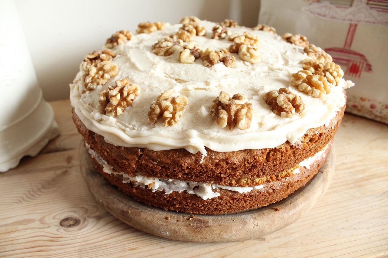 Delicious Carrot Cake Recipe: Easy Steps to Bake a Classic Treat