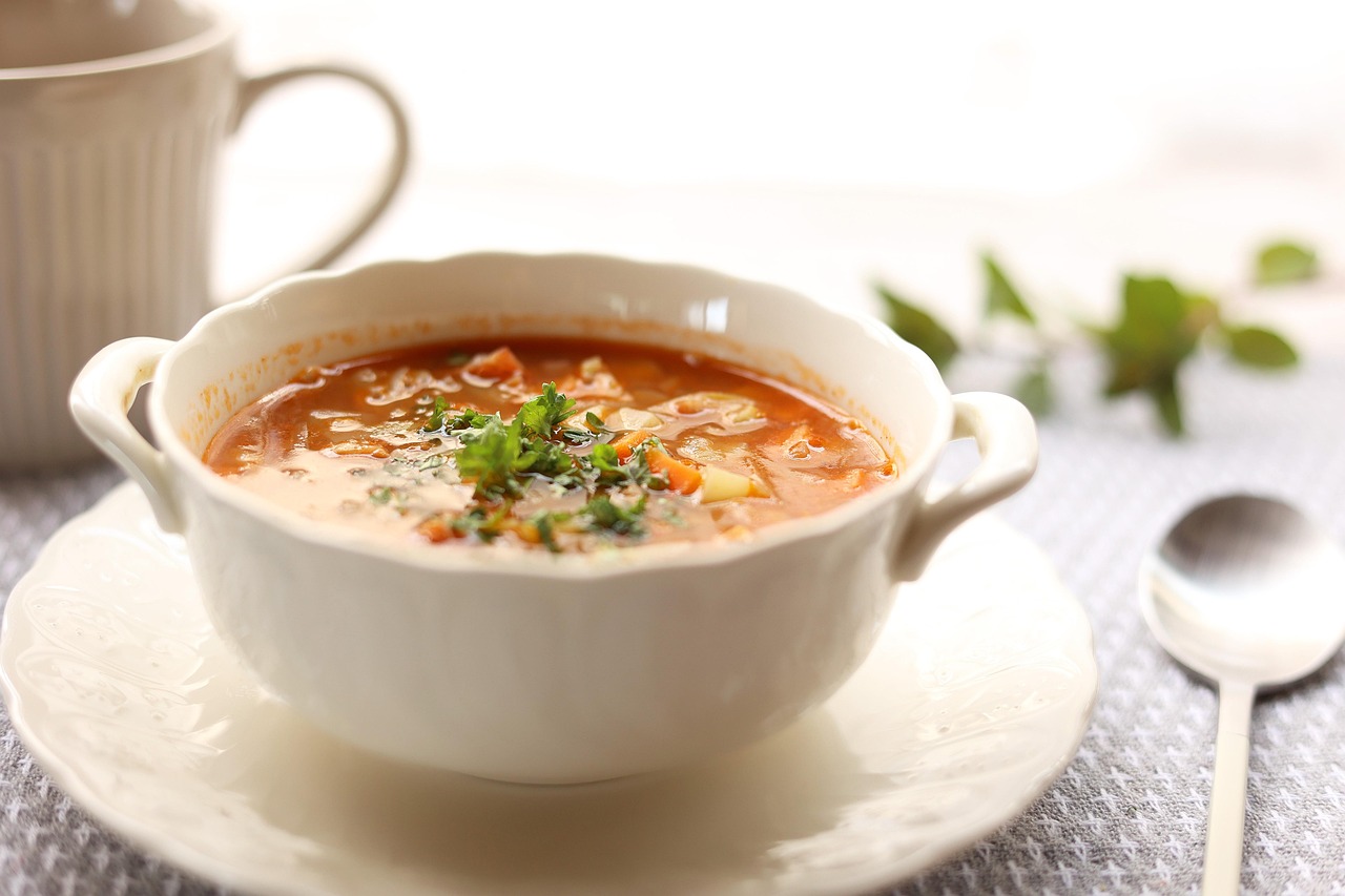 Delicious Tomato Soup Recipe: Easy Steps for a Comforting Meal