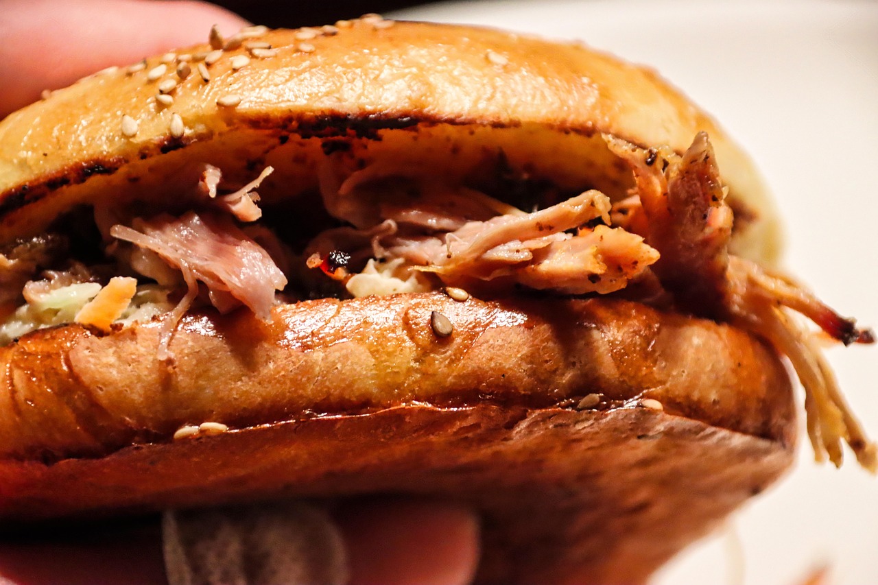 Delicious Pulled Pork Recipe in the Slow Cooker for Effortless Meals