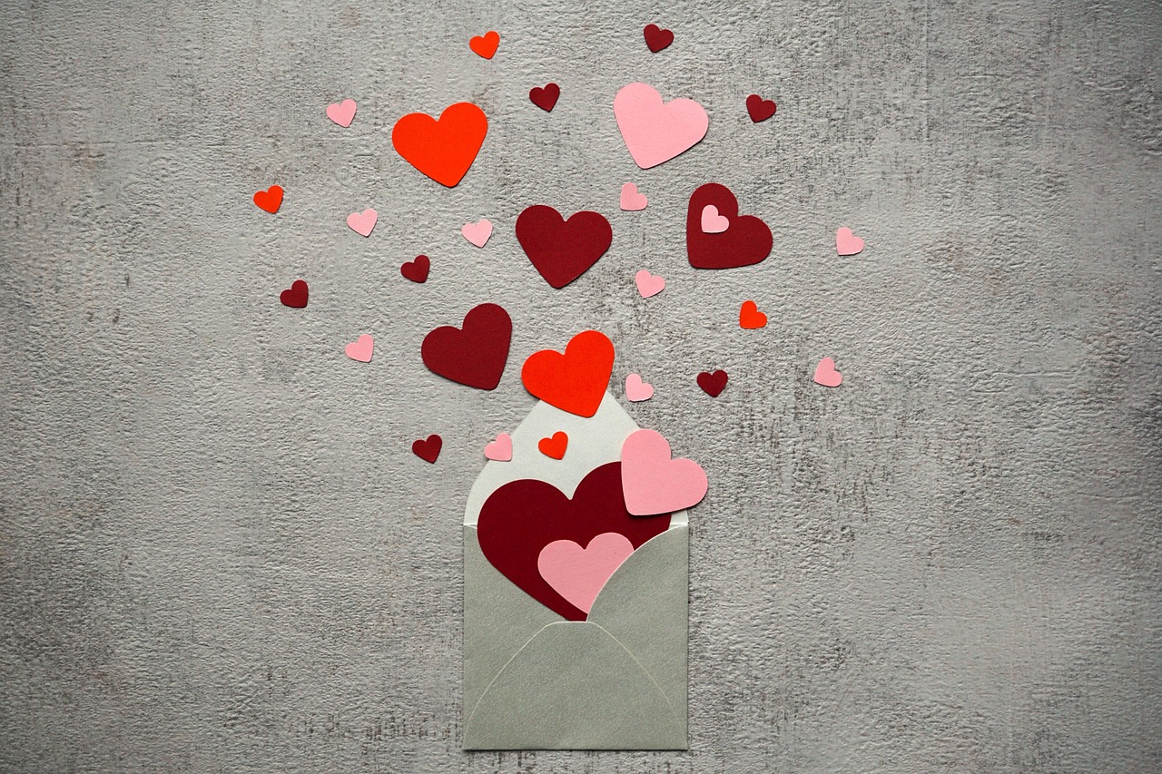 Heartfelt Valentine's Day Love Letters: Crafting Your Perfect Message