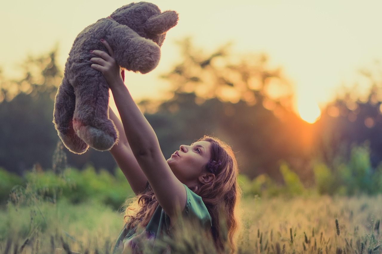 Why a Huge Stuffed Bear is the Perfect Valentine's Day Gift