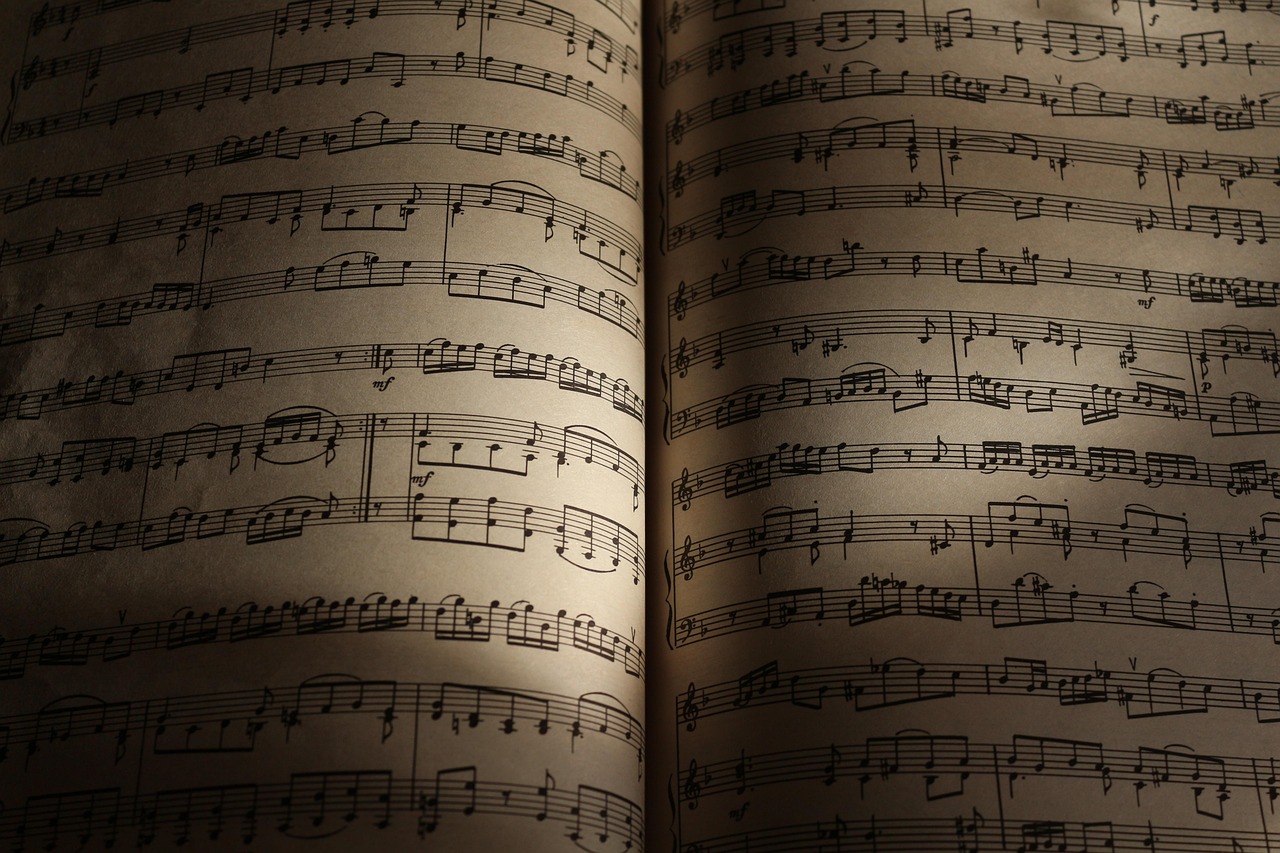 Discover the Beauty of Clair de Lune Sheet Music: A Complete Guide