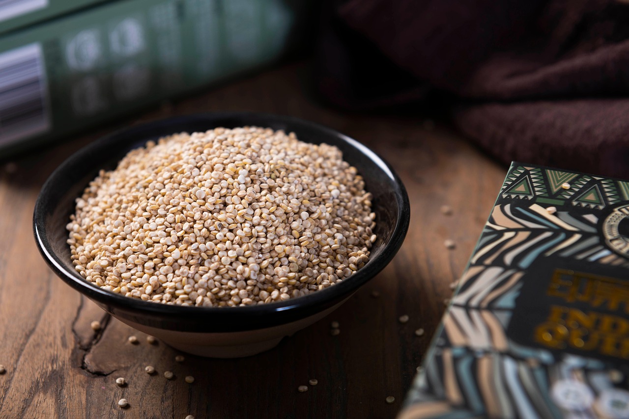 Quinoa Mango Salad: A Refreshing and Nutritious Delight