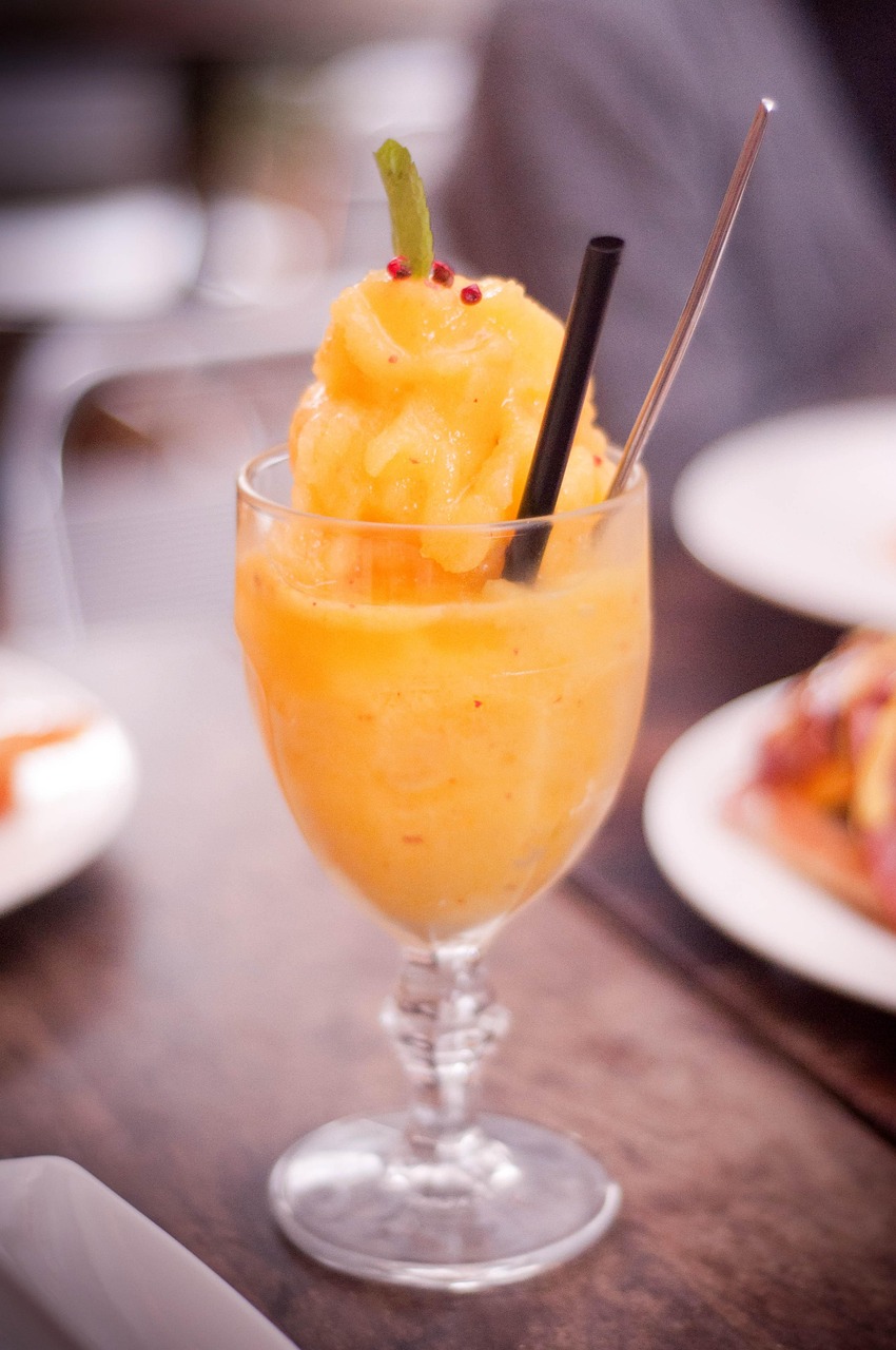 Delicious Peach Mango Smoothie Recipe for a Refreshing Treat