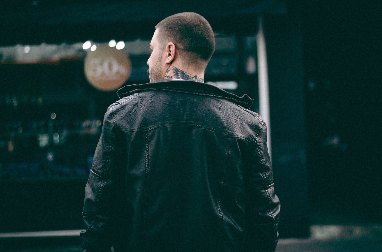 The Ultimate Guide to the Drake Jacket: Style Meets Comfort