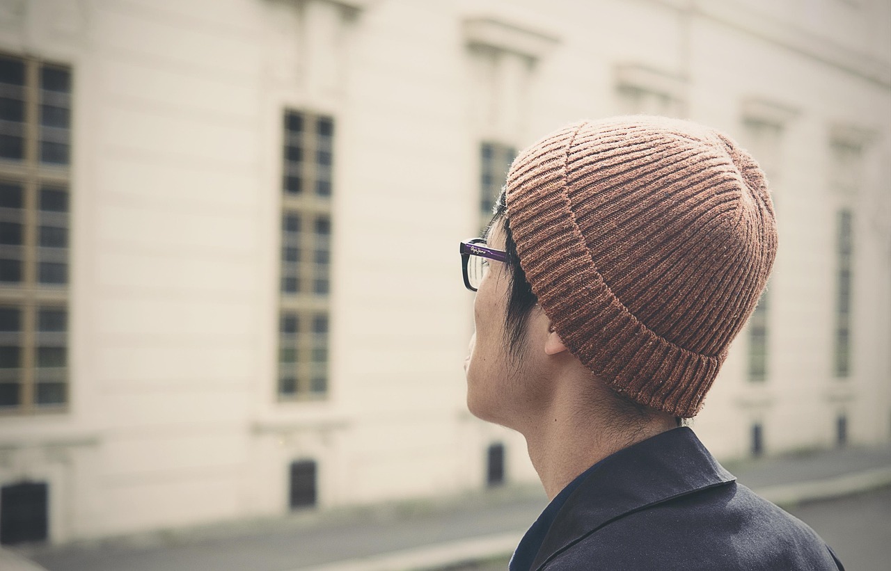 Eminem Wearing a Beanie: The Iconic Look that Stole Hearts