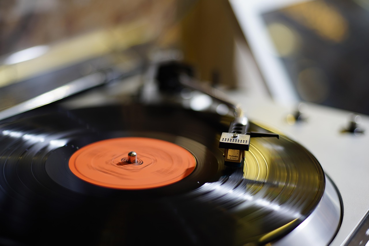 Madonna Vinyl Records Value: How to Determine Worth for Collectors