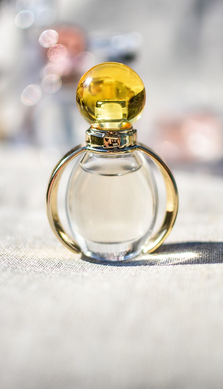 Embrace the Allure of Mariah Carey Perfume: A Fragrance Journey