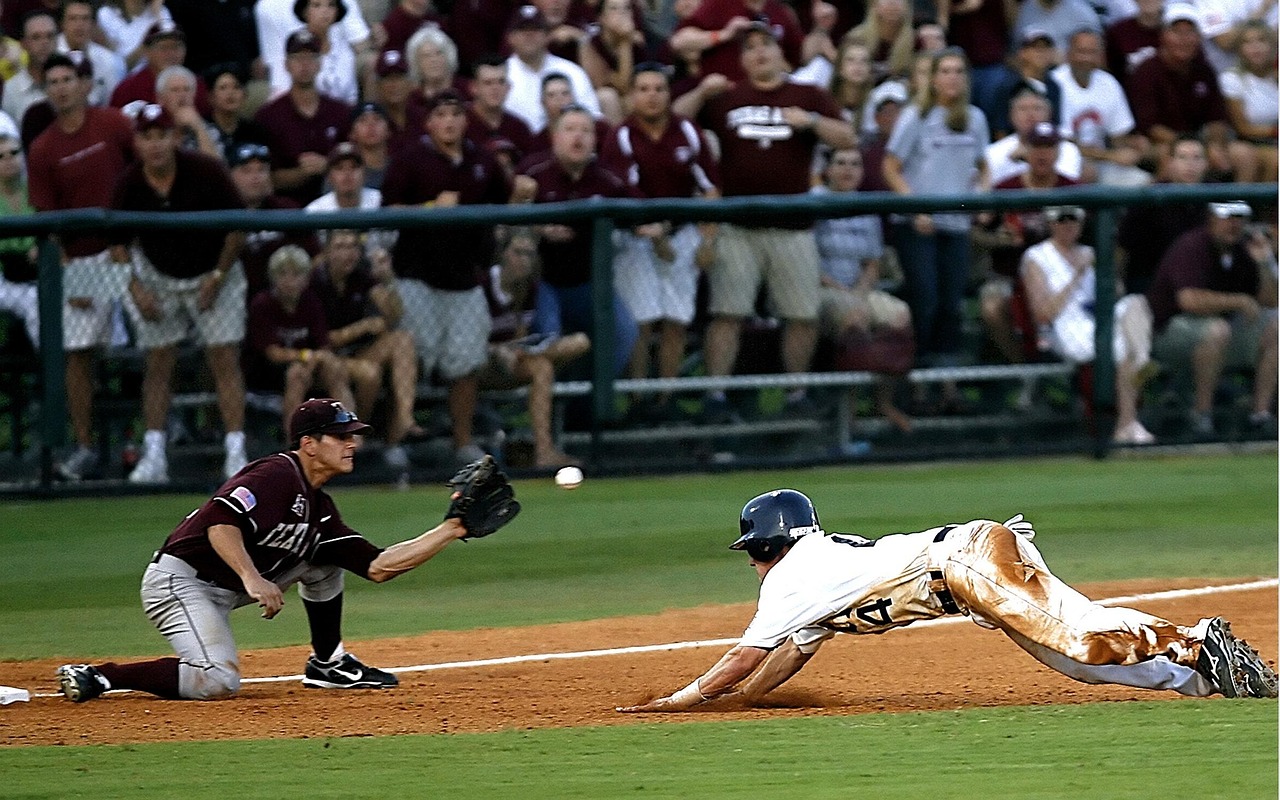 The Exciting World of College Baseball: Benefits, Stats, and More!