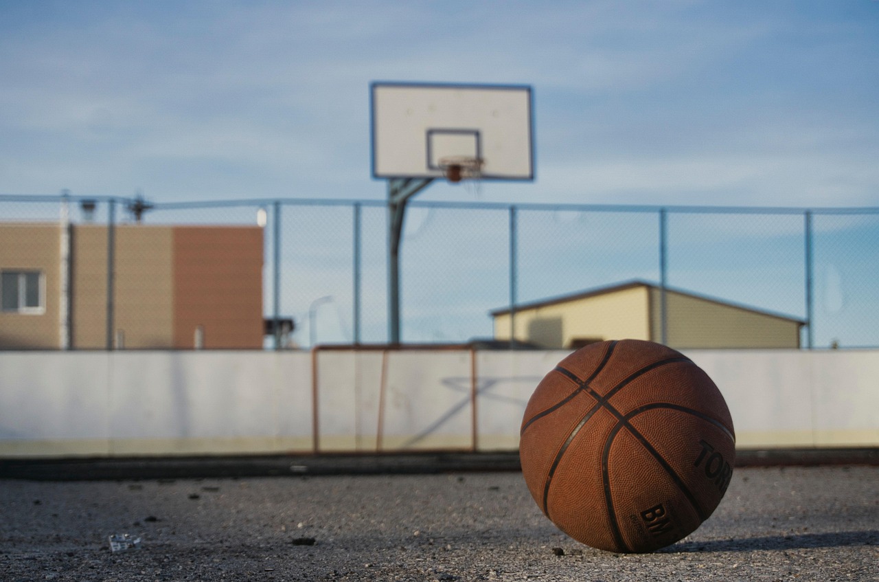 Captivating Pic of Basketball: Explore the Game’s Visual Appeal