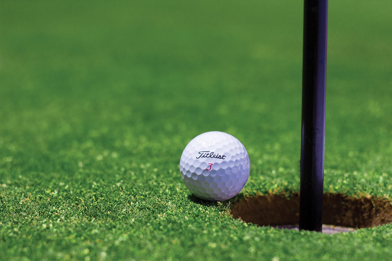 Experience the Best at Oak Hollow Golf Course