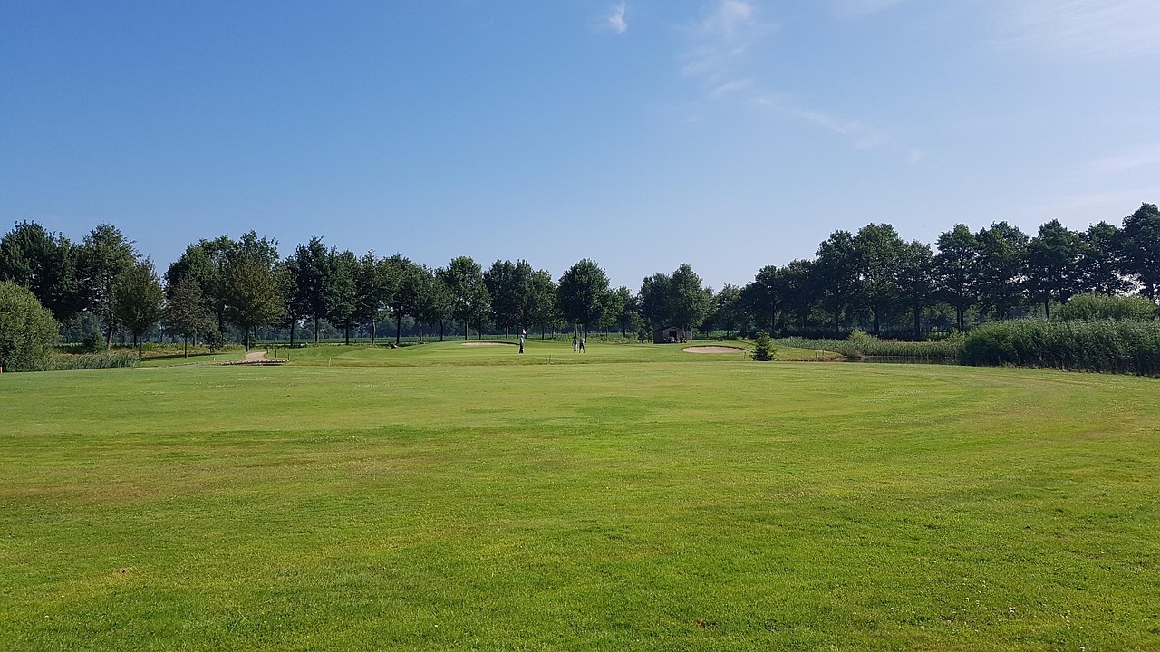 Discover the Stunning Hominy Hill Golf Course: A Golfer's Paradise