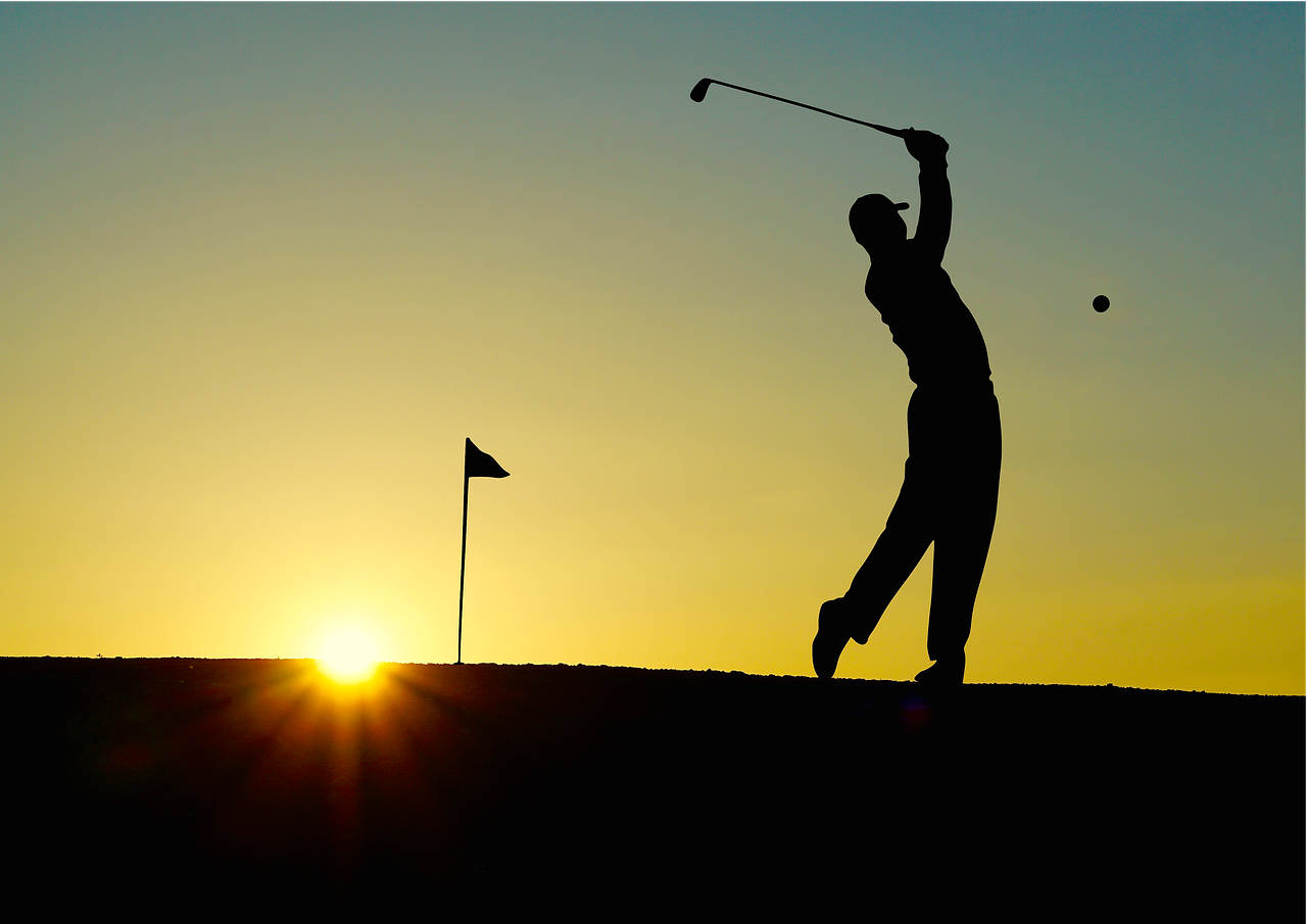 How to Hit a Golf Ball: Essential Tips for Beginners